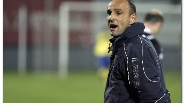 Besek odlazi s Ćirom u Kinu