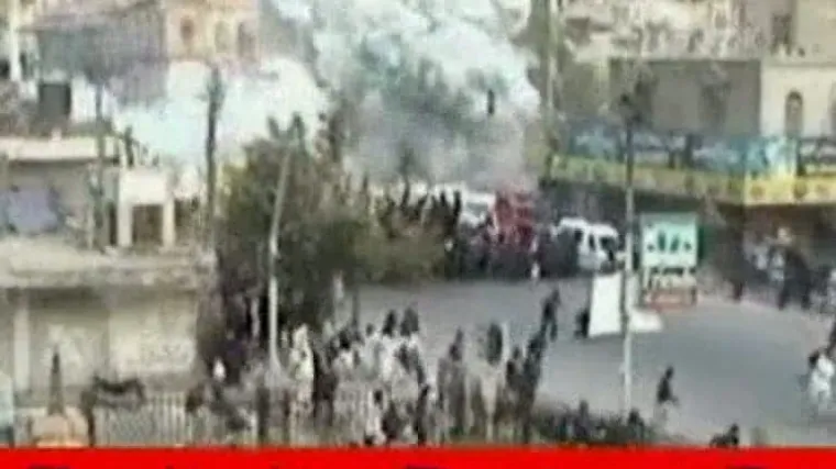 Nadzorne kamere snimile kako se samoubojica raznio u gomili