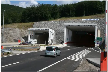 U Maloj Kapeli otpao komad betona