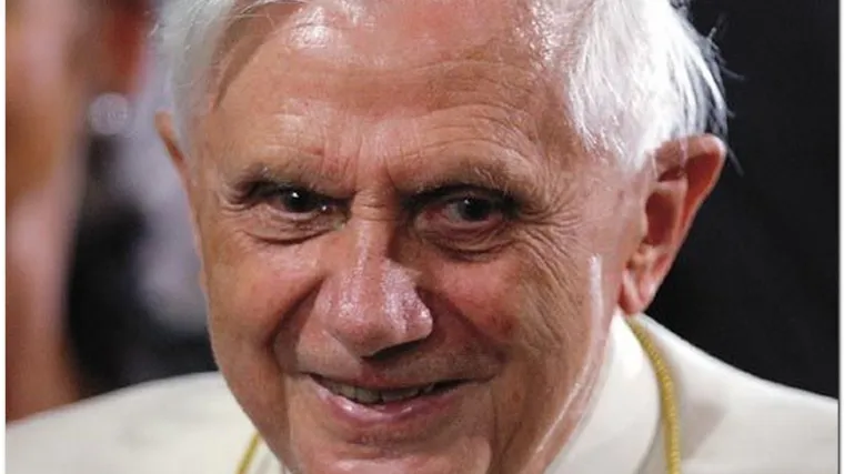 Papa otkrio tajnu stvaranja žene