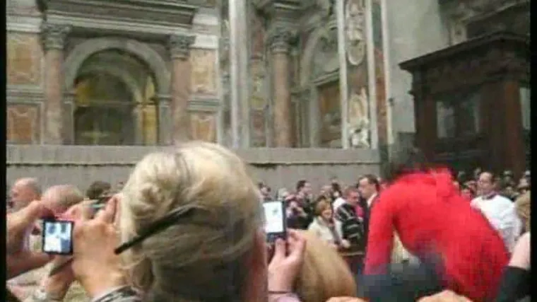 Papa oprostio ženi koja ga je sru&scaron;ila