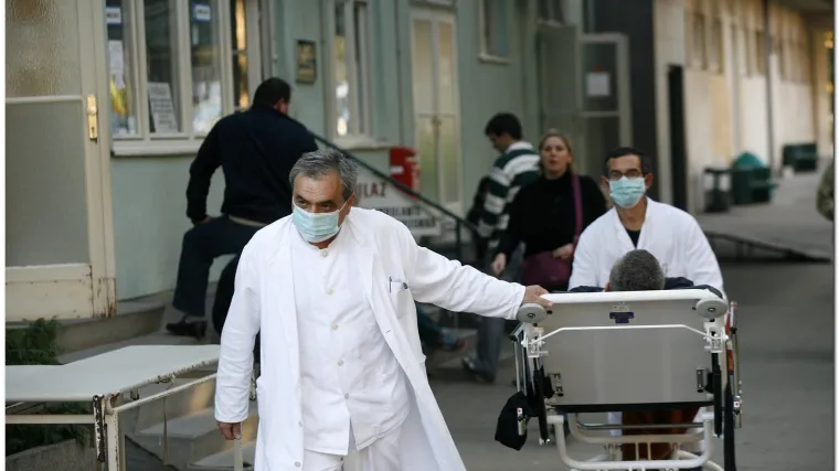 Nakon bebe od svinjske gripe umrla i majka