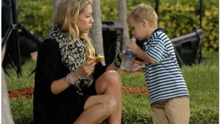 Brat Ane Kurnjikove skočio kroz prozor