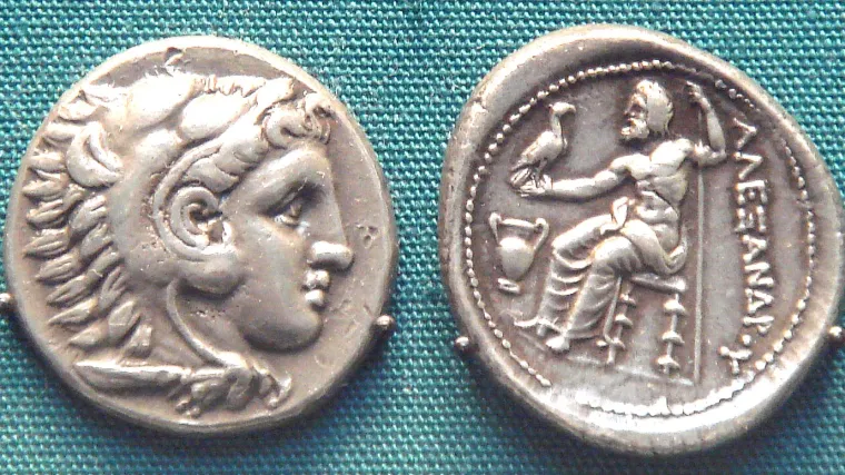 Lopovi ukrali eksponate s izložbe ukradenih antikviteta