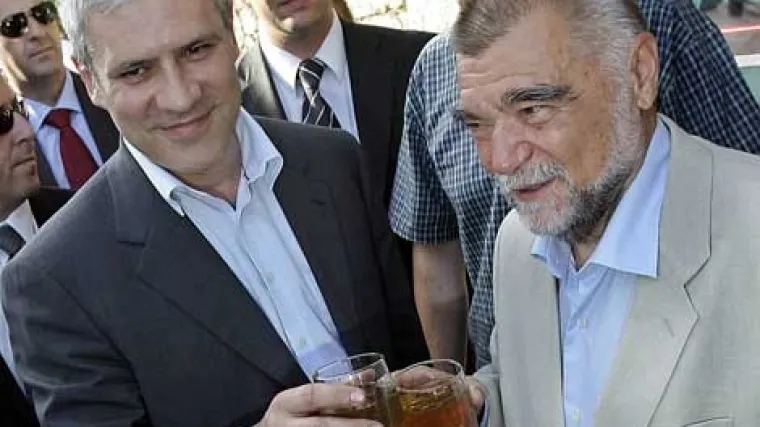 Tadić: Mesić ma&scaron;e sabljom!