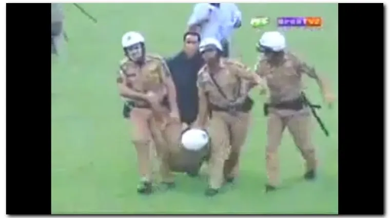 Ubili dječaka s tri metka u glavu