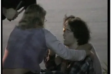 Slikale se na mostu pa ih pokupio vlak