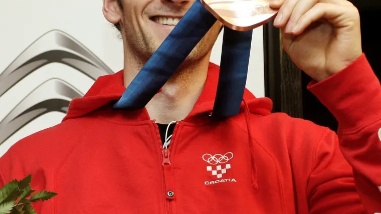 Cijeli Mrkopalj na Plesu dočekao Faka