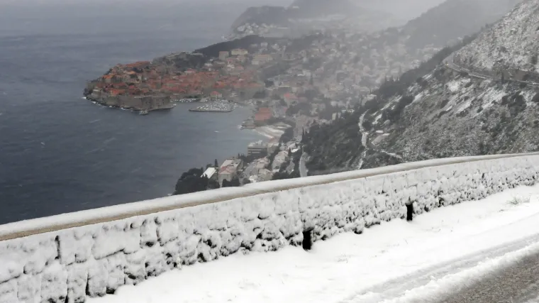 Proljeće na vratima, a u Dubrovniku snijeg!