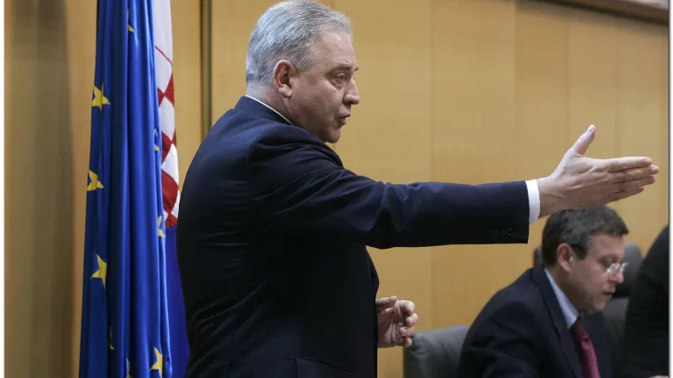 Proračun klizni, a ne krizni