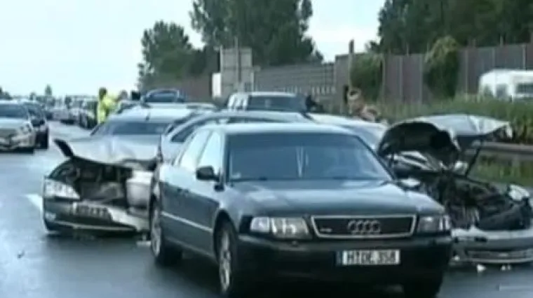 Njemačka: 206 vozila u lančanom sudaru