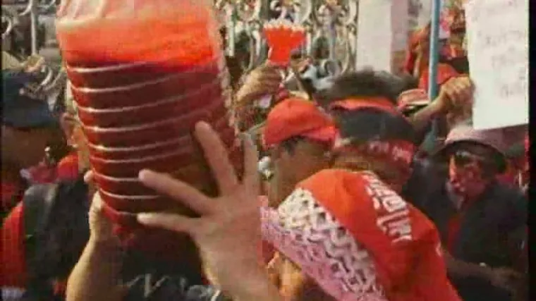 Krv tekla ulicama Bangkoka