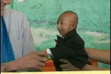 Preminuo najniži čovjek na svijetu