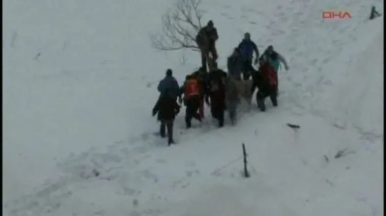 Lavina zatrpala četiri osobe na Zelengori