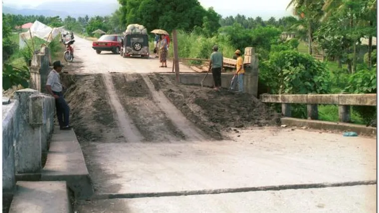 Potres magnitude 6,2 zatresao Filipine