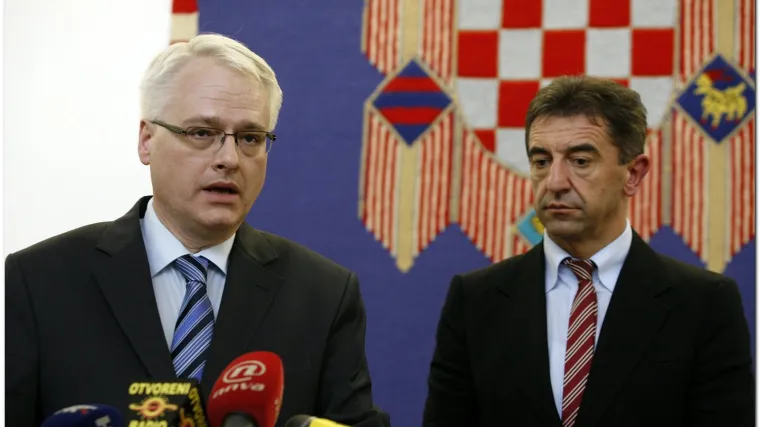 Josipović zatražio izmjenu zakona o umjetnoj oplodnji