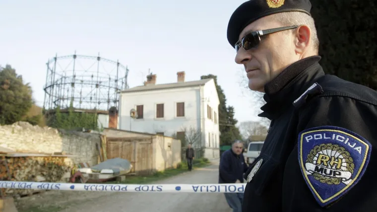 Napuknuo plinski spremnik, evakuirali stanare