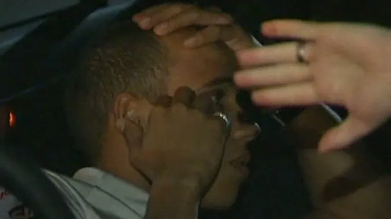 Hamilton divljao po cesti, zaplijenili mu Mercedes