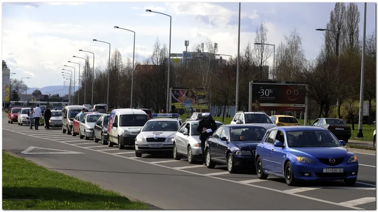 Lančani sudar na Slavonskoj aveniji
