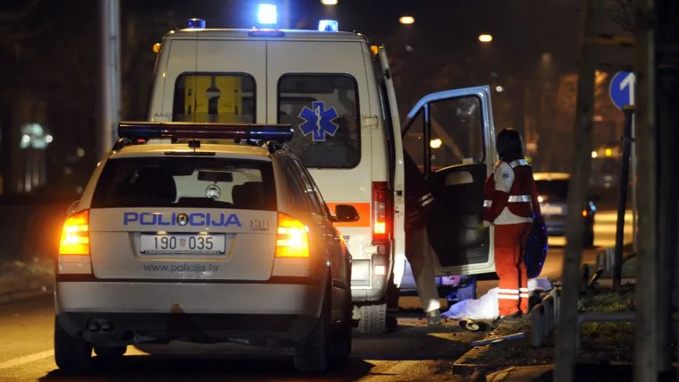 Zaspao za volanom i ubio mladića