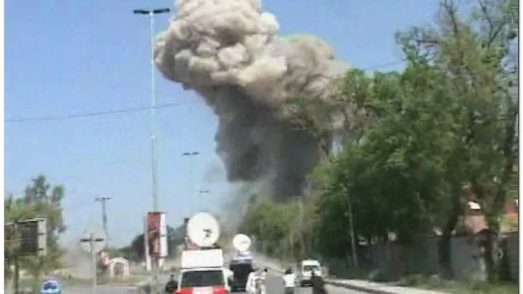 Američki konzulat u Pe&scaron;avaru pod opsadom