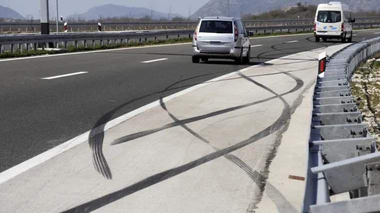 Kerumovim nećacima prijave