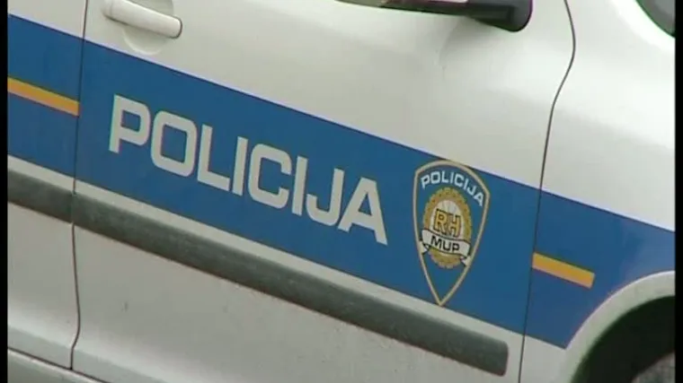 Osječki policajac uhvaćen u krađi kreme za lice