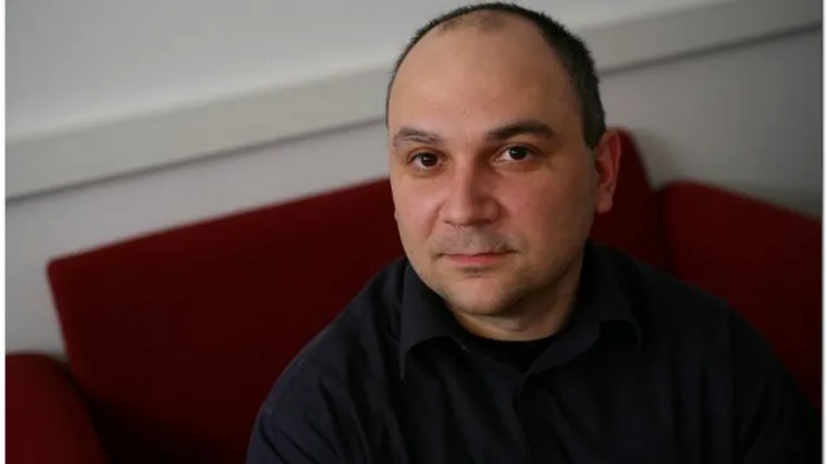 Rakar u policiju, Rakar iz policije