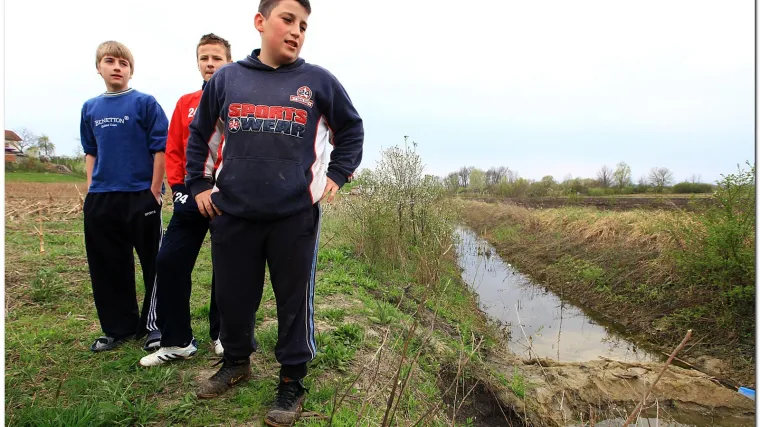 Djevojčica spa&scaron;ena od utapanja