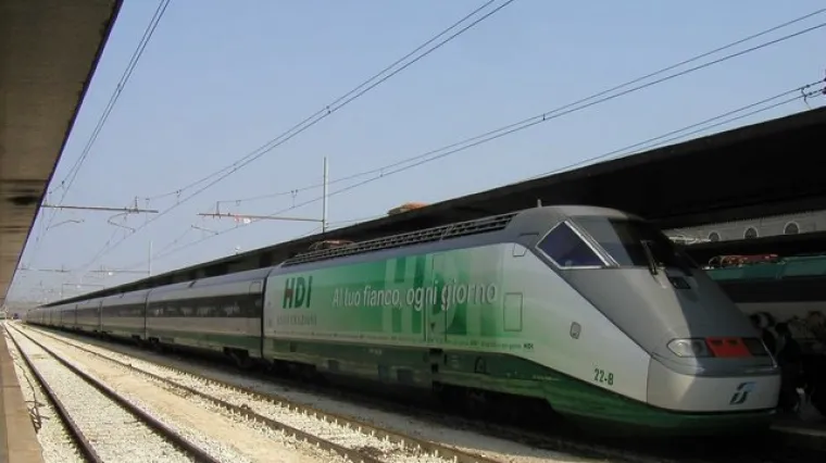 Italija: Vlak iskočio iz tračnica