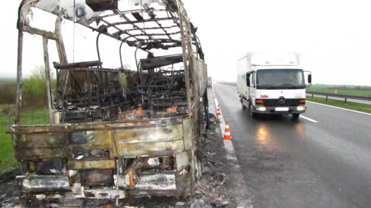 Djeca 'gola i bosa' bježala iz gorućeg busa