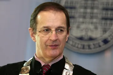 Sveučilišna pljuska Vladi: Bjeliš ostaje rektor