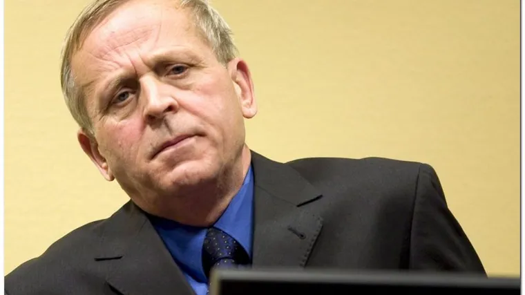 Umro bivši zapovjednik Armije BiH Rasim Delić