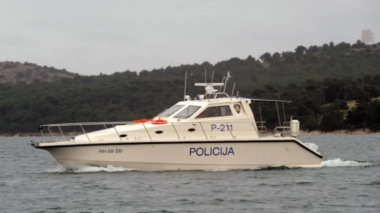 Utopio se brat Anite Ademi