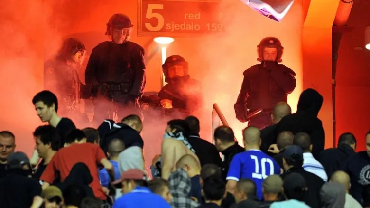 MUP-ove snimke divljanja na Maksimiru