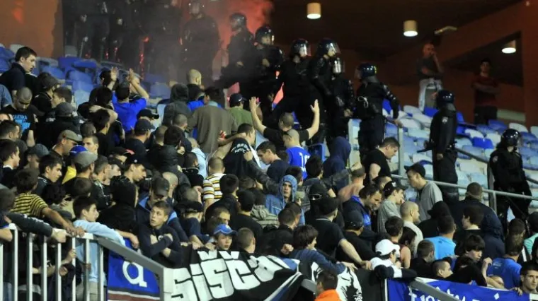 BBB-ovci za nerede optužili policiju