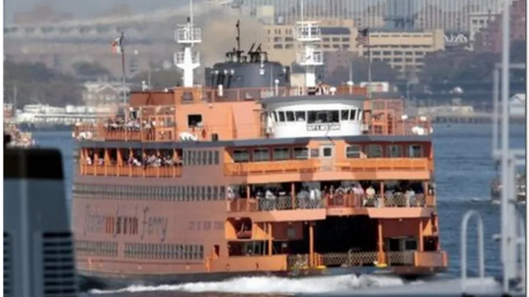 New York: Trajekt opet udario u obalu