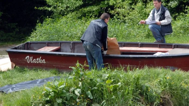Maturantice o suicidu pisale na Facebooku?