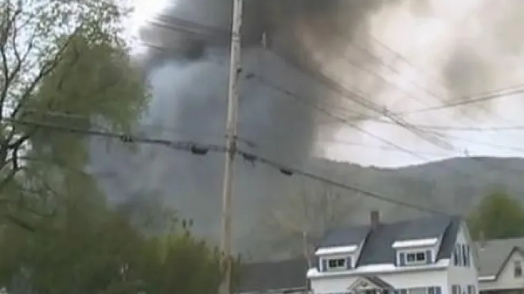 SAD: Eksplozije u tvornici oružja