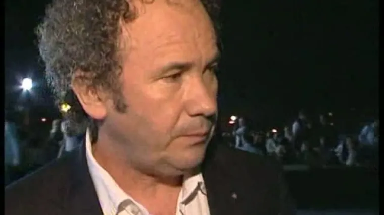 Kerumu mokrili po &scaron;vedskom stolu