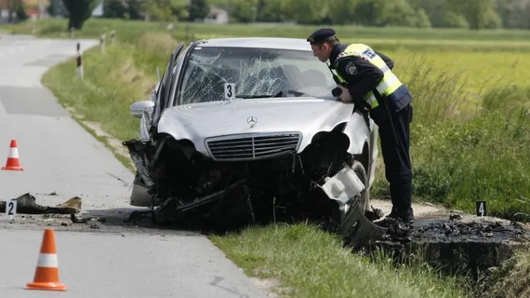 Beba stradala u prometnoj nesreći