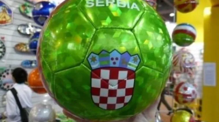 "Hrvatsko-srpska-zelena" lopta