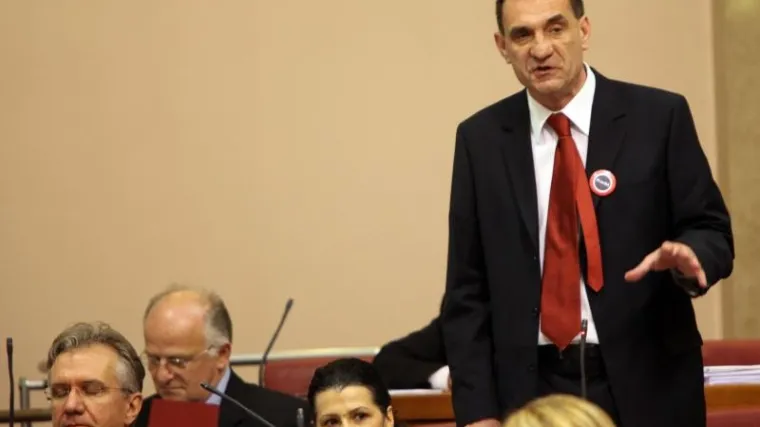 Đakić Staziću: Smijete se k'o kreten