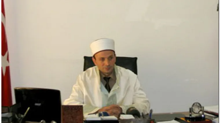 Muftija zakasnio na susret s Papom