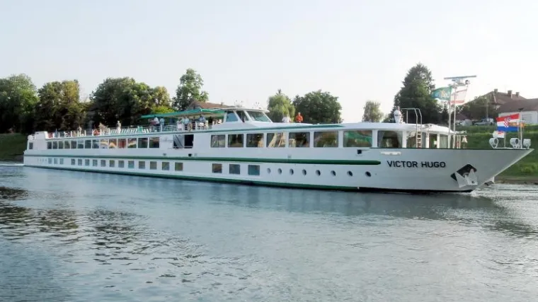 Kruzer stigao i u Sisak