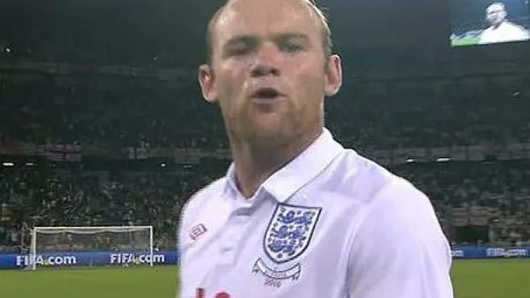 Rooney se ispričao navijačima