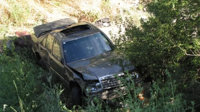 Otac i sin preživjeli pad u provaliju