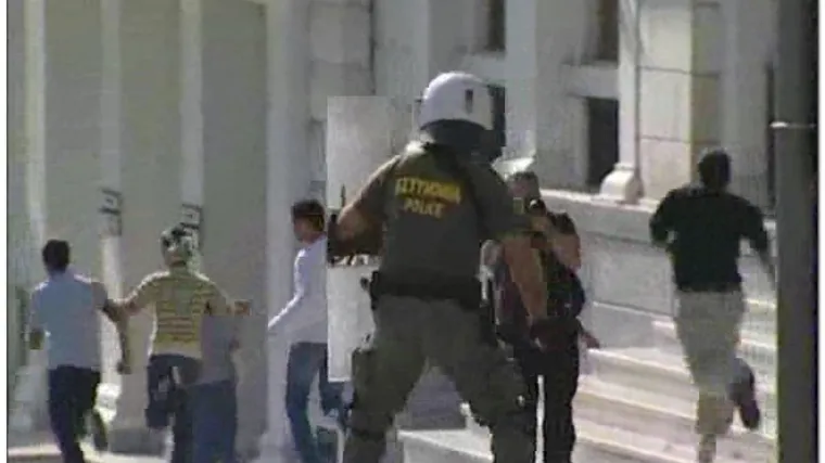 Grčki &scaron;trajka&scaron;i blokirali turiste