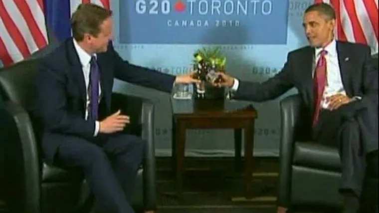 Obama i Cameron razmijenili po bocu piva