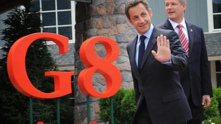 Sarkozy: Ministri moraju putovati vlakom